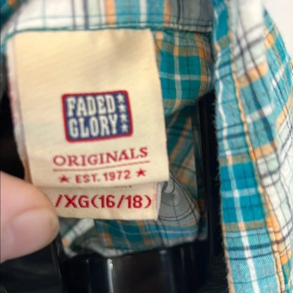 Faded Glory Green and White Button Down Shirt with Ruffled Yoke - Picture 2 of 3